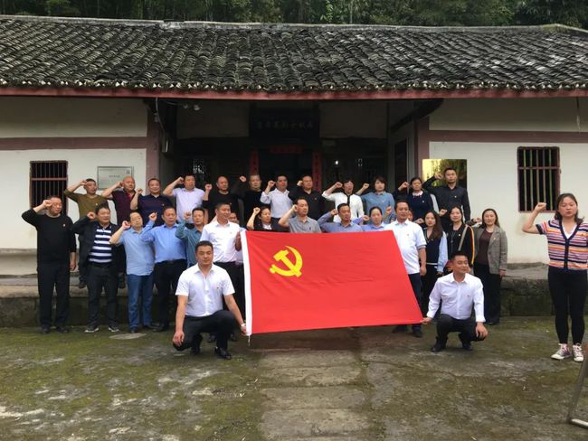下载.jpg