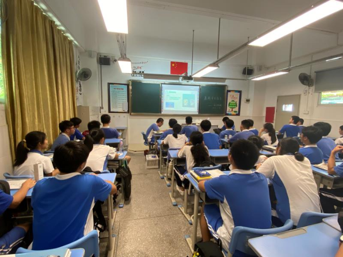 一堂网课 + 一封信 深圳市龙岗警方为全区40万青少年学生的暑假安全保驾护航
