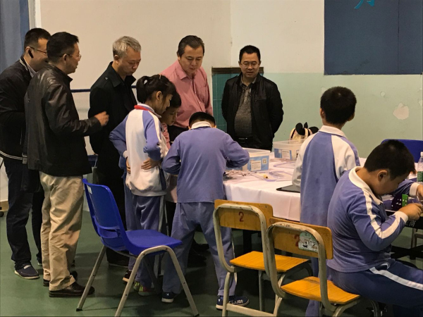 深圳龙岗比特实验室未来工程师选拔赛展开