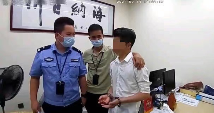 男子莫名背负8000元网贷 竟是室友干的“好事”
