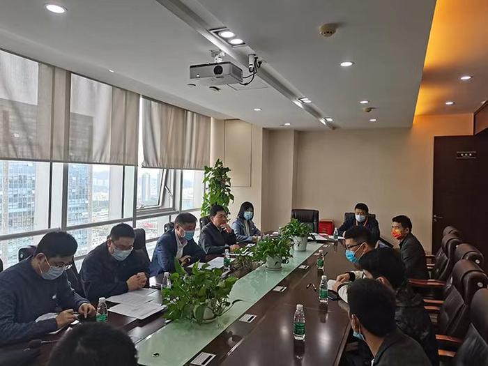 深圳市交通运输局徐炜副局长赴龙岗泥头车企业检查督导工作.jpg