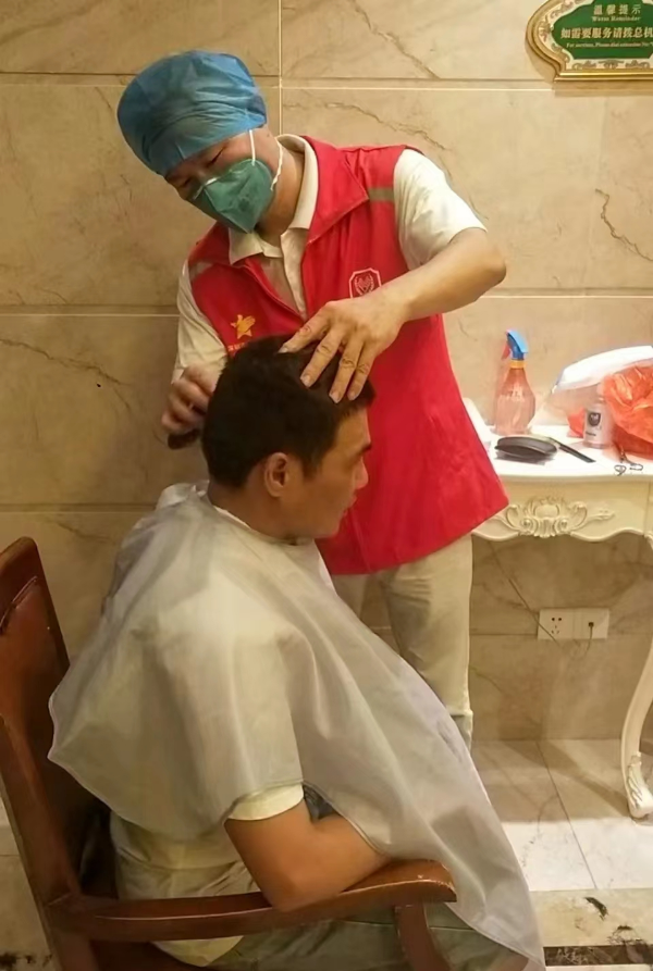 445302446.jpg