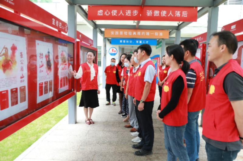 “ 百年党史，中国精神”机关专题展104.JPG