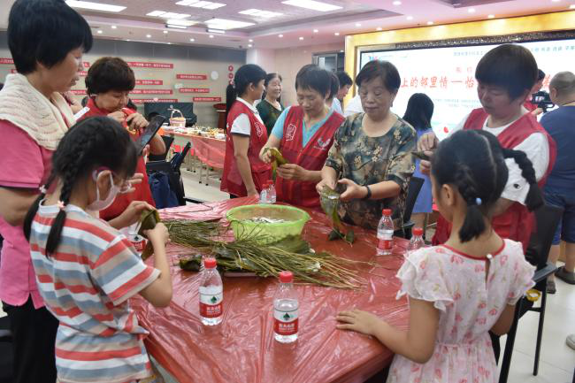 我们的节日｜“舌尖上的邻里情”怡锦社区端午美食节活动14.png