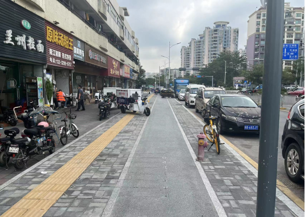 以“行动”治拥堵  用“精心”解民忧1.png