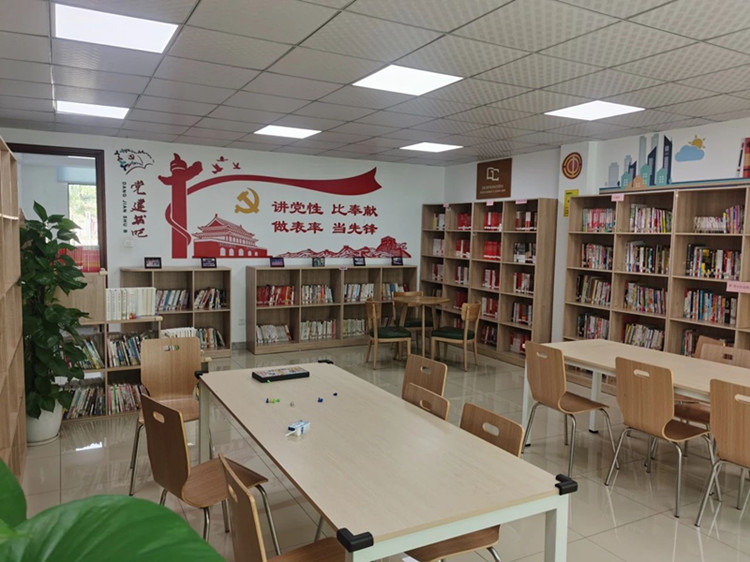 龙岗社区图书馆.jpg
